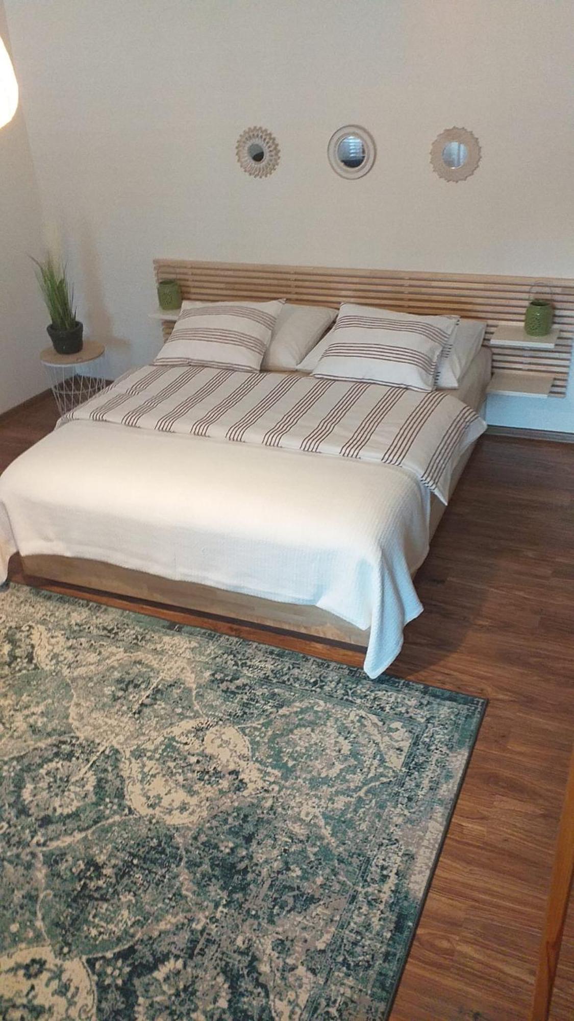 Apartamenty No3 Paczkow Kültér fotó