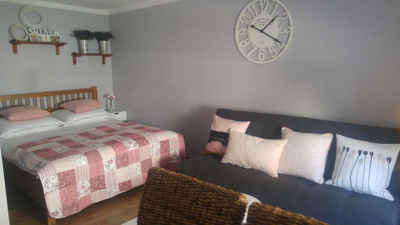 Apartamenty No3 Paczkow Kültér fotó